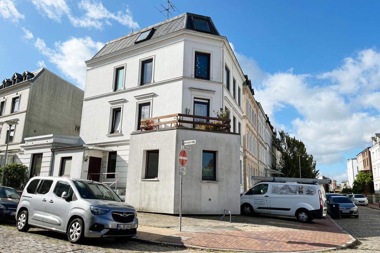 Apartment Work And In *